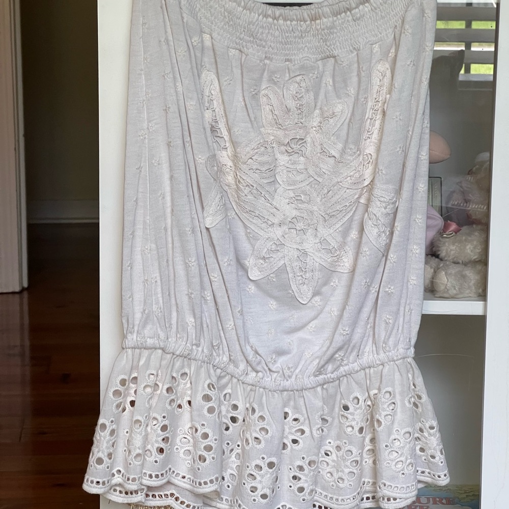 Flying tomato Eyelet Strapless top size M ivory